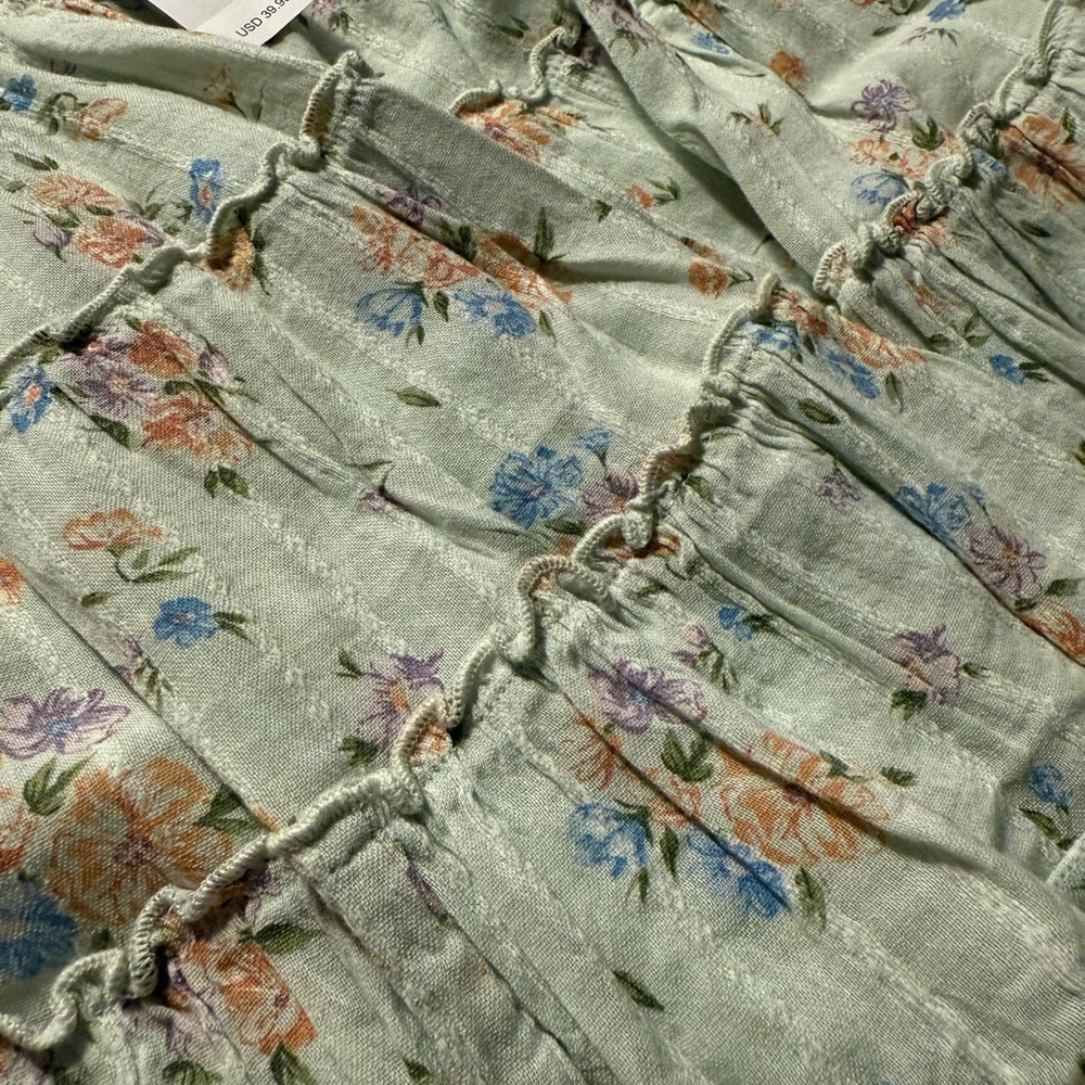 American Eagle Skirt - Picture 4 of 4